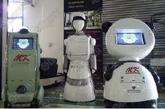 vesti_naslovna_bangkok_university_serving_robots.jpg